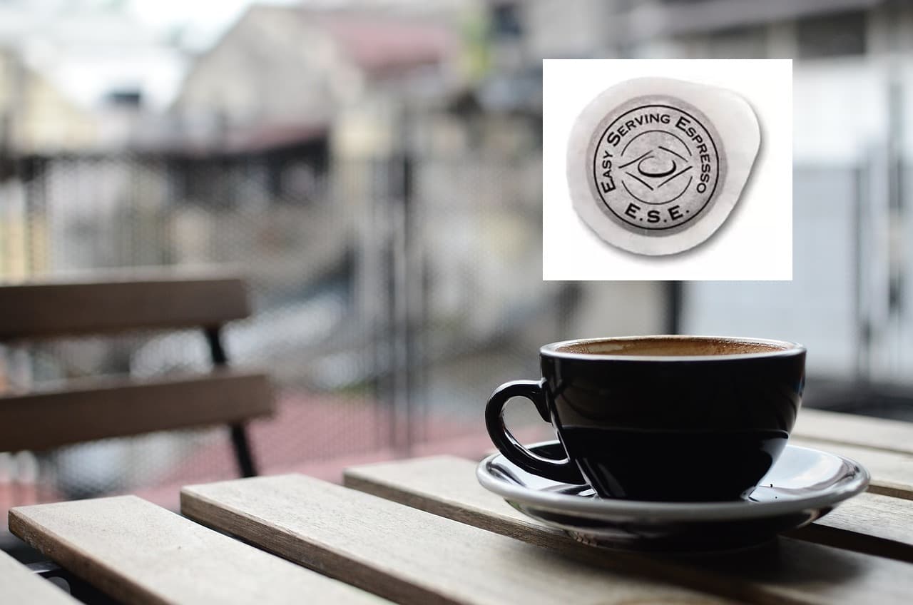 150 Dosettes - Café en papier filtre 44mm ESE Café Borbone mélange